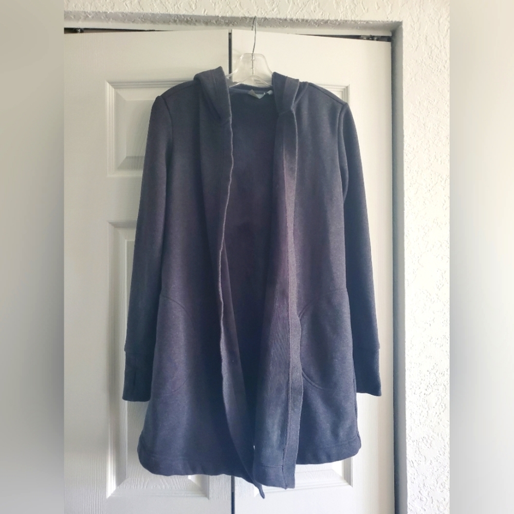 Like new! Super soft and cozy charcoal grey Athleta hooded cardigan size XXS